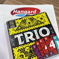 Jeu TRIO, a été signalé par CARS HANGARD utilisant iLost
