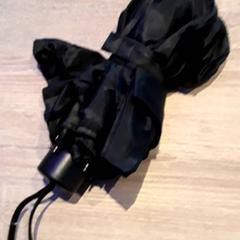 Paraply, som rapportert av EBS Tramplein ved bruk av iLost