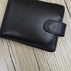 Carteira De oliveira, como reportado por Pathé Delft utilizando o iLost