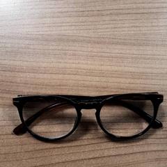 Okuliare, ako bolo nahlásené Transdev Hoeksche Waard Goeree Overflakkee pomocou iLost