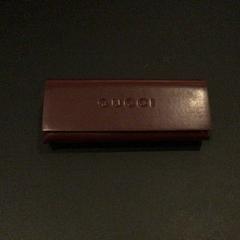 Pouzdro na sluneční brýle, jak nahlášeno Van der Valk Hotel Amsterdam Zuidas pomocí iLost