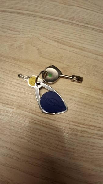 Keychain 2 cles plus bip