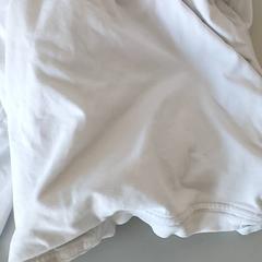 Kläder - tshirt, rapporterat av Regio Antwerpen - Brussel med iLost