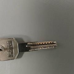 Keys, as reported by Regio Antwerpen - Brussel using iLost