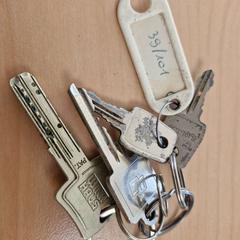 Nycklar, rapporterat av Regio Oost-Vlaanderen med iLost