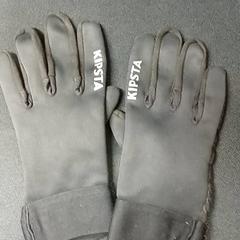 إكسسوارات الملابس، كما تم الإبلاغ عنه بواسطة Qbuzz GD Groningen Peizerweg عبر iLost