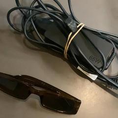 Sunglasses & Charging cable, as reported by MEININGER Hotel Berlin "Mitte" Humboldthaus using iLost
