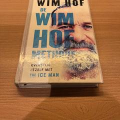 Könyv, amint azt Van der Valk Hotel Deventer az iLost segítségével jelentette.