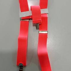 الملابس - Bretellen roze، كما تم الإبلاغ عنه بواسطة Regio Oost-Vlaanderen عبر iLost