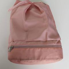 Hátizsák - roze, amint azt Regio Oost-Vlaanderen az iLost segítségével jelentette.