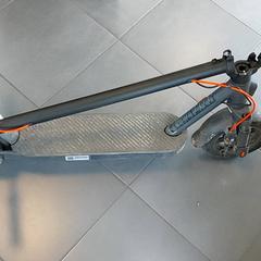 Garraiobideak - E-step, gisa salatu by Centraal magazijn iLost erabiliz