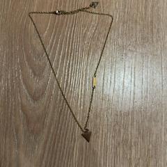 Nyaklánc, amint azt Van der Valk Hotel Eindhoven - Best az iLost segítségével jelentette.