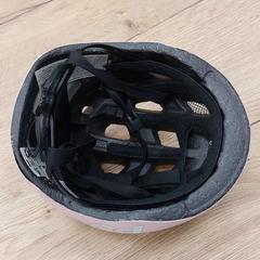 Olika - Fietshelm, rapporterat av Regio Antwerpen - Brussel med iLost