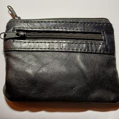 Zwarte portomonee, as reported to iLost