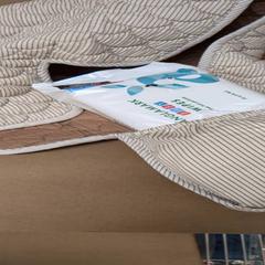 Matelas à langer, a été signalé par IKEA Forus utilisant iLost