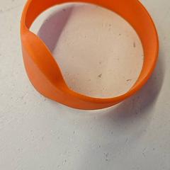 Karkötő, amint azt HTM az iLost segítségével jelentette.