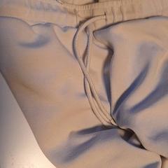 Vestiario Wit, come riportato da Van der Valk Hotel Tiel utilizzando iLost