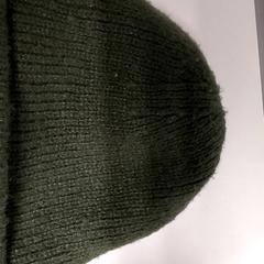 Roupa - muts - groen, segundo informou Regio Antwerpen - Brussel usando iLost