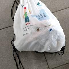 Bolsa de ximnasia, segundo informou Regio Oost-Vlaanderen usando iLost