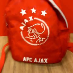 バックパック がiLostで Arriva Limburg Noord によって報告されました