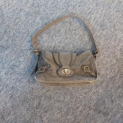 Bag, as reported by EBS OV Poeldijk using iLost