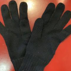 Gloves, as reported by MEININGER Hotel Berlin Alexanderplatz using iLost