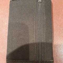 حامل البطاقة Nom porteur : E***، كما تم الإبلاغ عنه بواسطة TCL عبر iLost