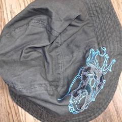 Hat, as reported by Qbuzz DMG using iLost