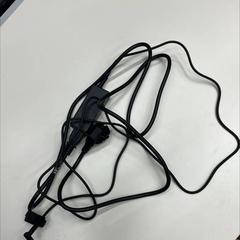 Adapter, gemeldet von Vrije Universiteit Brussel (VUB) über iLost