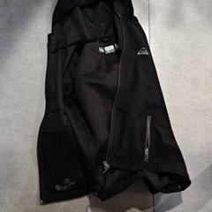 Coat, zoals gemeld door Keolis Seine Maritime met iLost