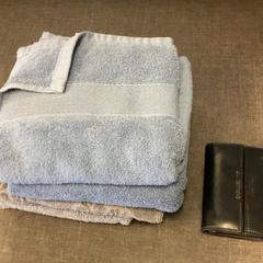 Toalla & Billetera, ha sido reportado por MEININGER Hotel Brussels City Center con iLost