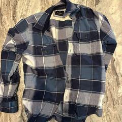 Hemd, gemeldet von Van der Valk Hotel Amsterdam-Amstel über iLost