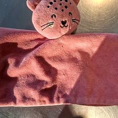 ブランケット Kat Roze がiLostで Burgers' Zoo によって報告されました