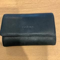 Wallet Patterson, Canada, as reported by Gemeente Amsterdam using iLost