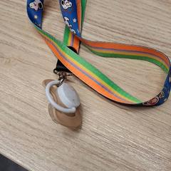 Attache sucette, a été signalé par IKEA Montpellier utilisant iLost