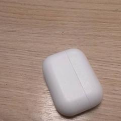 Earbud holder Wit, as reported by Qbuzz Fryslân using iLost