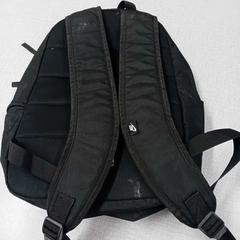 Ryggsäck zwart, rapporterat av Regio Antwerpen - Brussel med iLost