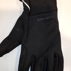 Kesztyű, amint azt Qbuzz DMG az iLost segítségével jelentette.