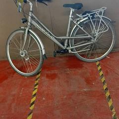 자전거 Donkeegrijs krigori, iLost를 사용하여 Fietsdepot Hasselt에 보고됨