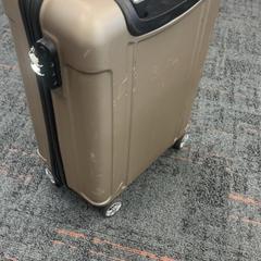 Suitcase, as reported by Connexxion Amstelland-Meerlanden Schiphol Noord using iLost
