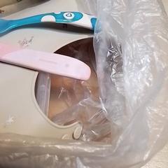 Tálca, Kis üveg & Bib, amint azt Beekse Bergen Resorts en Hotel az iLost segítségével jelentette.