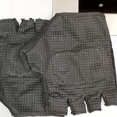 Kleding - Handschoenen, zoals gemeld door Centraal magazijn met iLost