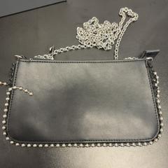 Väska, rapporterat av ibis Styles Rotterdam Ahoy med iLost