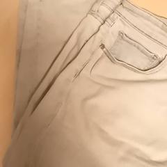 Jeans Light bleu, as reported by Mövenpick Hotel Amsterdam City Centre using iLost