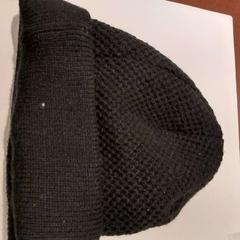 Bonnet noir, a été signalé par TCL utilisant iLost