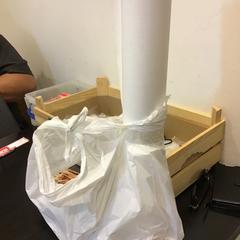 Saco de plástico, como reportado por Qbuzz U-OV utilizando o iLost