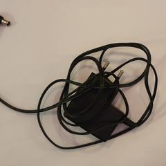 Schwarzes Ladekabel, iLost를 사용하여 MEININGER Hotel Munich Olympiapark에 보고됨