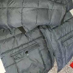 Kleding - Jas, rapporterat av Centraal magazijn med iLost