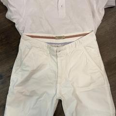 Shorts & Tshirt, as reported by Inntel Hotels Amsterdam Centre using iLost