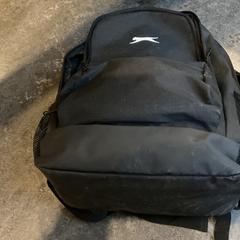 Ruksak, ako bolo nahlásené Gemeente Amsterdam - Bureau Gevonden Voorwerpen pomocou iLost